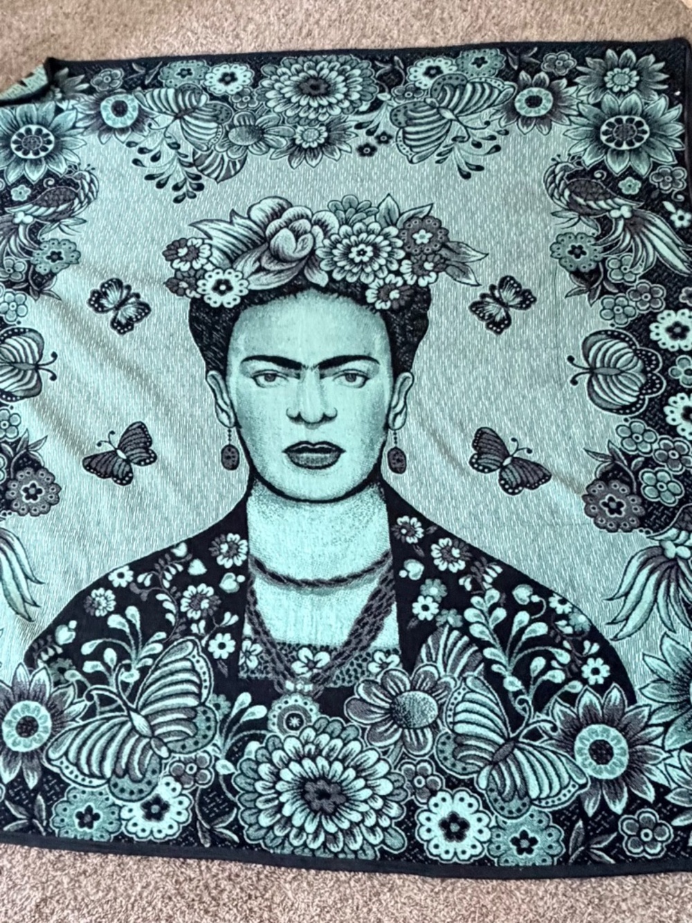 🖤 Frida Kahlo Reversible Woven Cotton Throw Blanket Oversized 90x78 Floral Boho - Picture 8 of 8